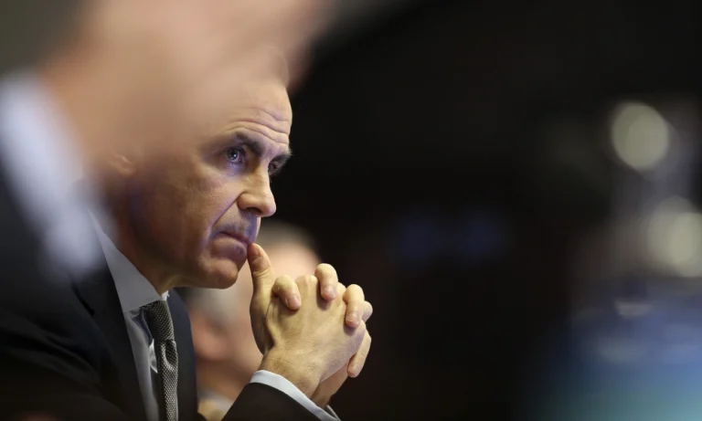 Kanadski premijer Mark Karni obraća se učesnicima Svetskog ekonomskog foruma u Davosu o krizi međunarodnog poretka.